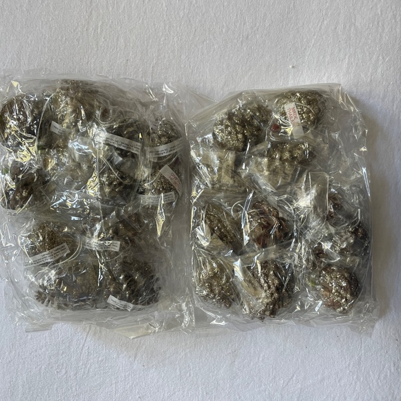 Pinecone Ornaments with Glitter & Beads, Set of 24, NWT - Picture 14 of 16